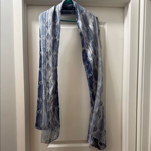 White House Black Market Blue and White Scarf